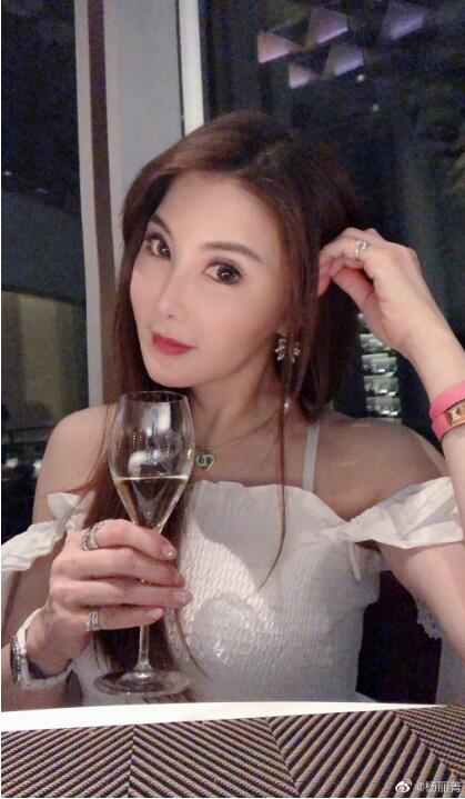 杨丽菁的眼睛好漂亮是什么眼(杨丽菁真美)