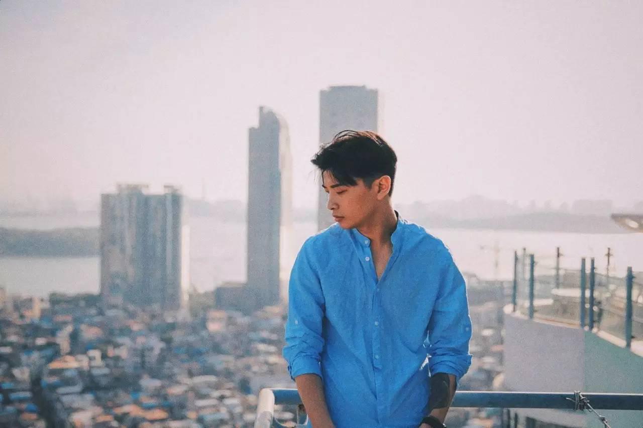 满舒克为什么叫孤神、满帅、YJ