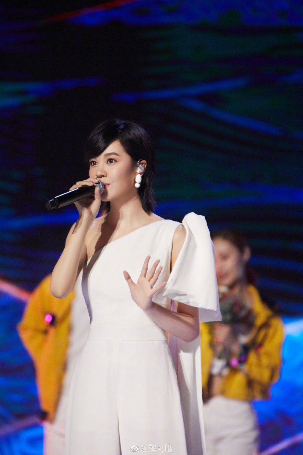 郁可唯为什么叫郁雅弦(郁可唯喜欢谁)