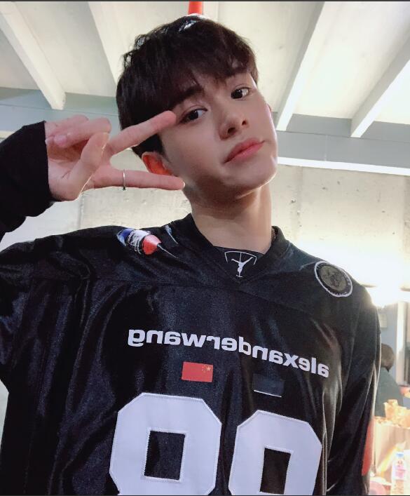 黄旭熙宋雨琦在恋爱真假(黄旭熙和宋雨琦是男女朋友吗)