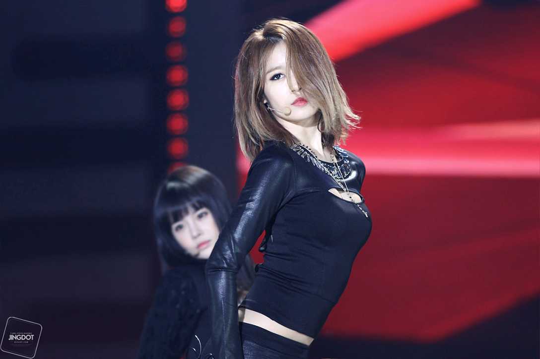 朴智妍为啥叫提裤狂魔?朴智妍拒绝王思聪求(朴智妍提裤子)