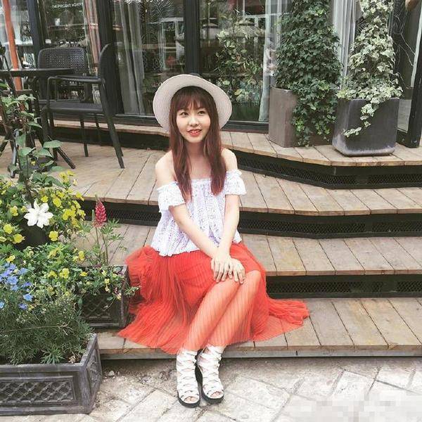 尤浩然现状如何?他女朋友朵朵照片资料 尤浩然现状如何?他女朋友朵朵照片资料