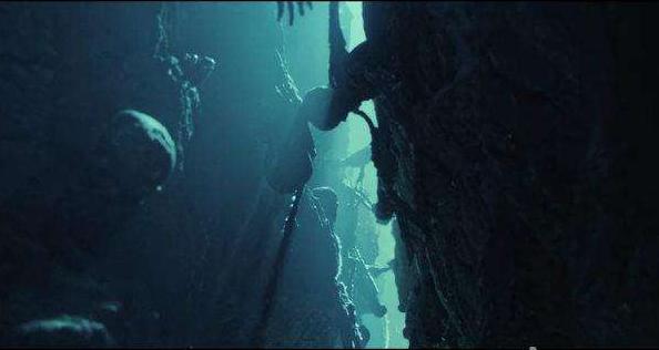 敲山大爷说在阳间后生说了算