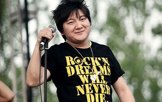 杨臣刚王大治孙楠合影对比照(王大治和杨臣刚和孙楠)