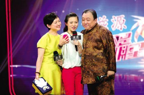 王晶妻子照片曝光(王晶现任老婆)