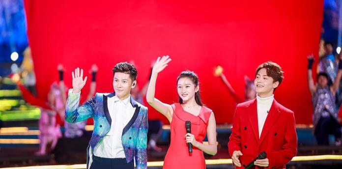 关晓彤和王嘉什么关系(关晓彤和王凯)