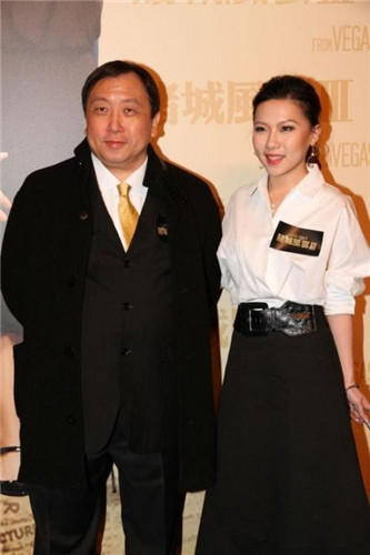 王晶妻子照片曝光(王晶现任老婆)