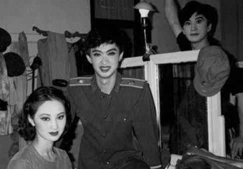 金星变性前老婆肯波琳照片(金星肯波琳结婚)