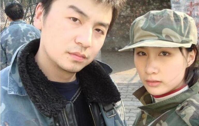 翟煦飞晒比基尼照片身材超好