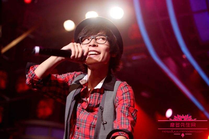 王啸坤老婆黄晓云做什么的?王啸坤为什么一(王啸坤现在在做什么) 王啸坤老婆黄晓云做什么的?王啸坤为什么一(王啸坤现在在做什么)