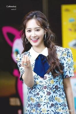 权俞利为什么叫权相公、黑珍珠？权侑莉早期