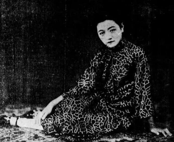 张织云年轻和老年时候的对比照片 张织云年轻和老年时候的对比照片