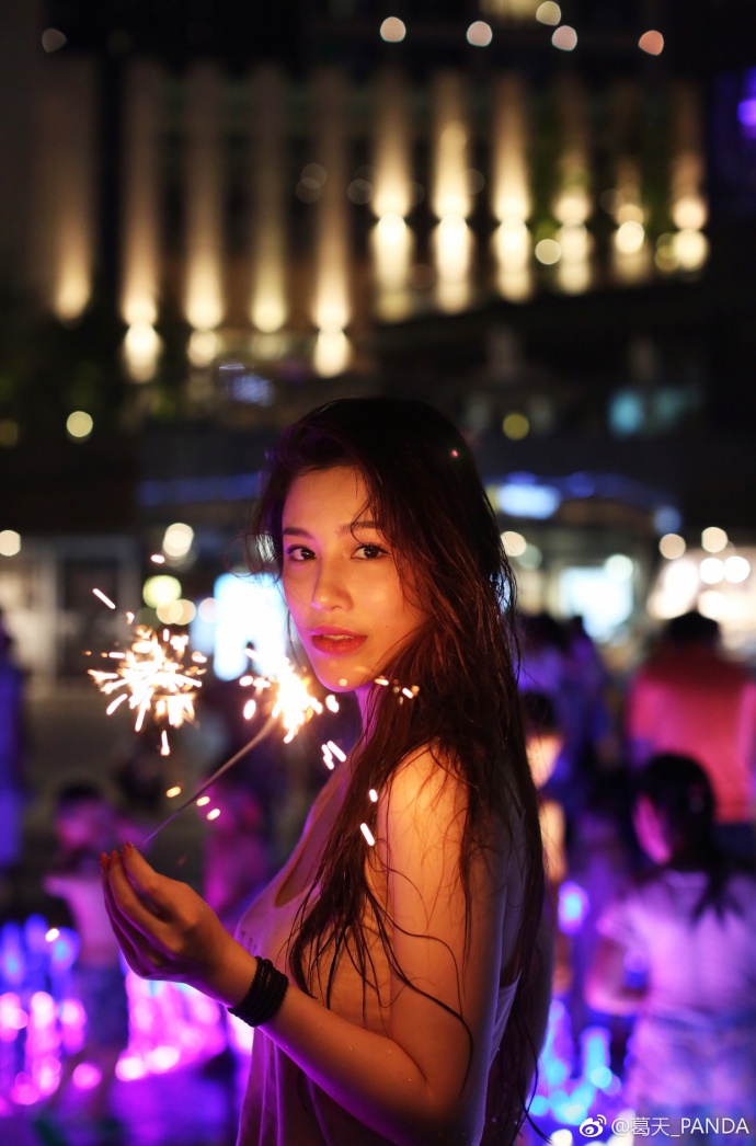 葛天红烧肉事件是怎么回事(葛天吃红烧肉)