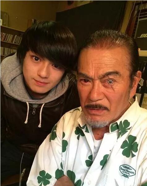 千叶真一会说文中吗？千叶真一在日本的地位