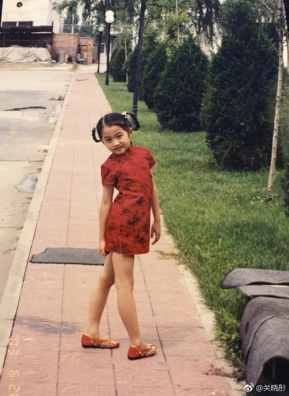 关晓彤为什么叫关双双、小怂(两个关晓彤)