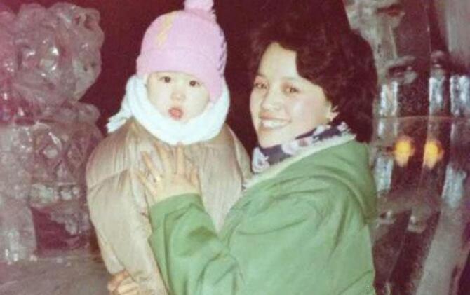 阚清子素颜照很漂亮照片(阚清子真漂亮)