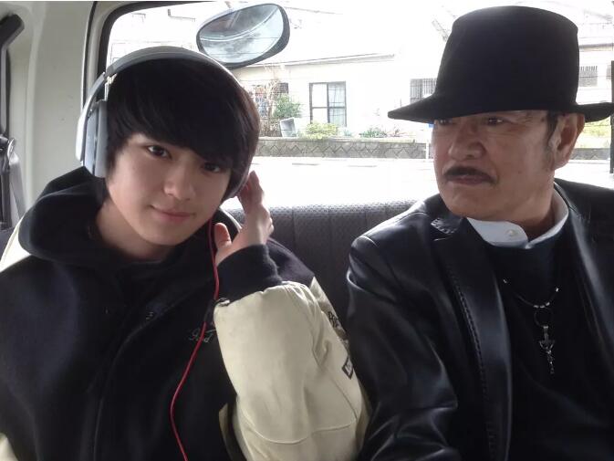 千叶真一会说文中吗？千叶真一在日本的地位