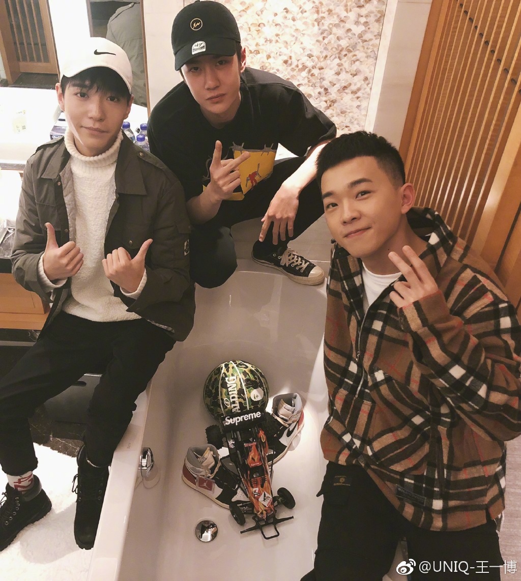 王一博为什么很少说话(王一博爱说话吗)