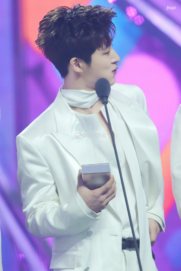 金韩彬为什么叫YG太子、鹌鹑蛋 金韩彬为什么叫YG太子、鹌鹑蛋