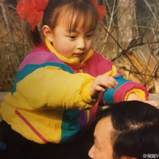 赵丽颖小时候的照片(赵丽颖小时候的照片对比)