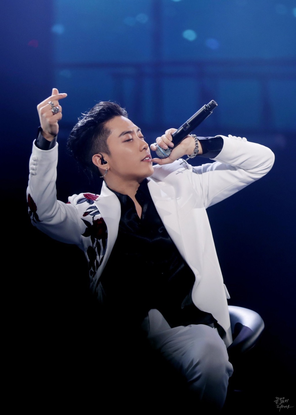 殷志源为什么免除服兵役(殷志源没服兵役) 殷志源为什么免除服兵役(殷志源没服兵役)