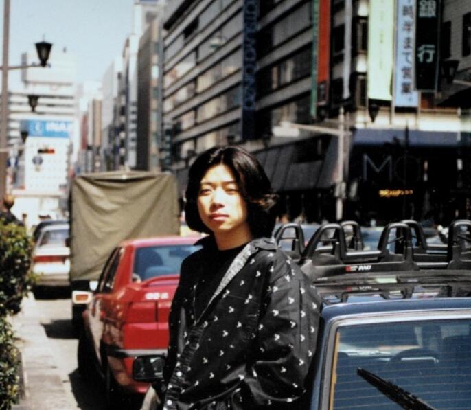 郭峰为什么留长发戴眼镜(长发戴眼镜的男歌手郭峰) 郭峰为什么留长发戴眼镜(长发戴眼镜的男歌手郭峰)