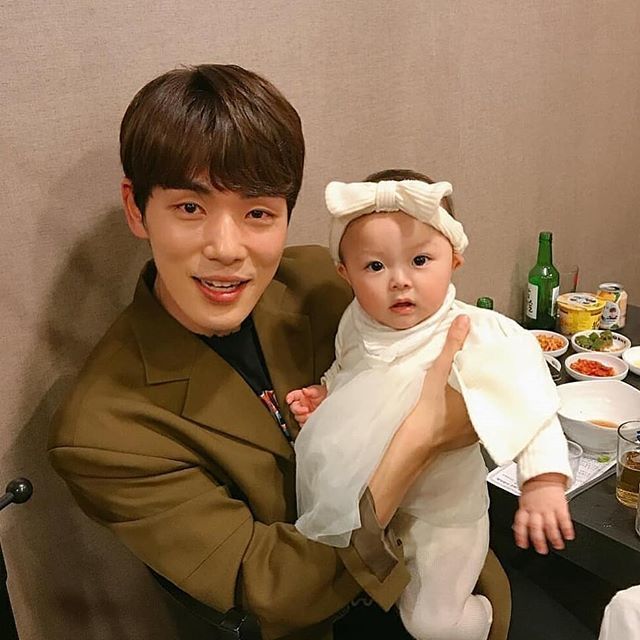 金正贤现状和身体状况如何(金正贤生活照)