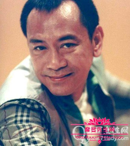 罗文是同性恋吗?罗文唱过的经典歌曲盘点站(罗文早期歌曲) 罗文是同性恋吗?罗文唱过的经典歌曲盘点站(罗文早期歌曲)