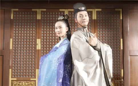 凤卿尘和凌王是什么结局？双时空设置又是什(元凌知道凤卿尘从另一时空来是第几集)