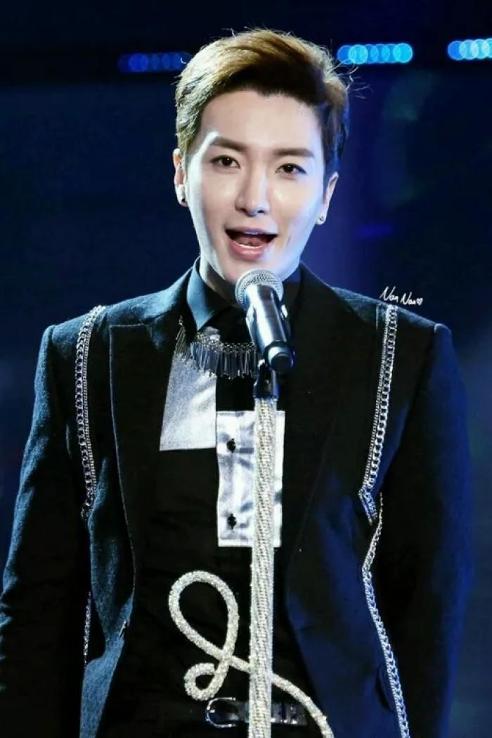 利特50亿债务还完了吗?利特姜素拉现在关