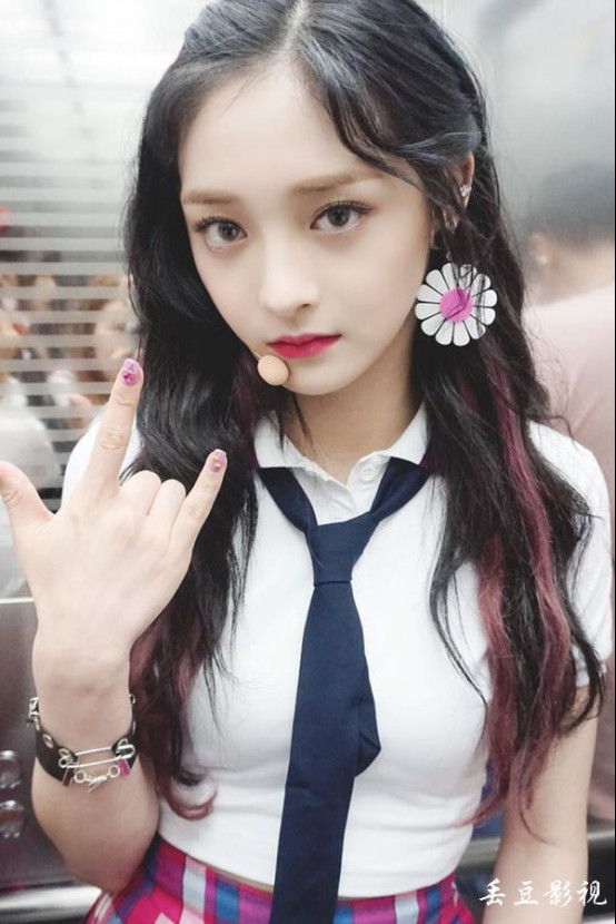 周洁琼为什么被排挤？周洁琼怎么去韩国的站(周洁琼参加过的韩综)