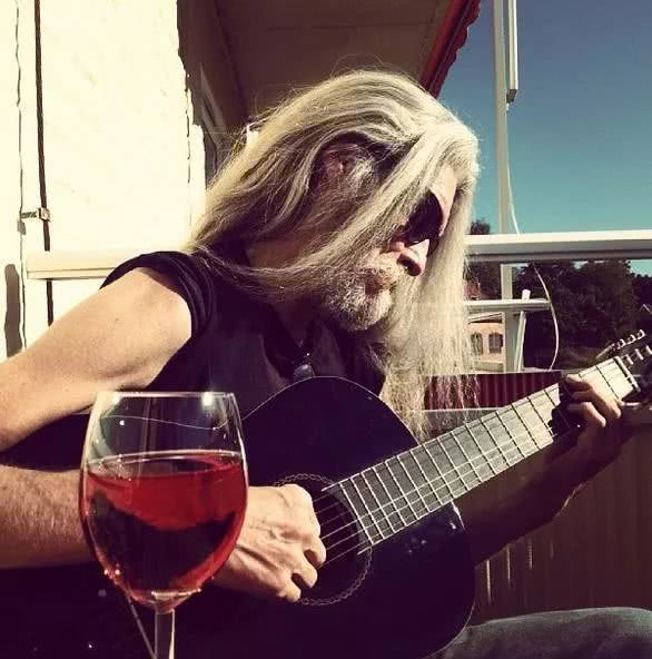 世界第一美少男伯恩安德森现在照片