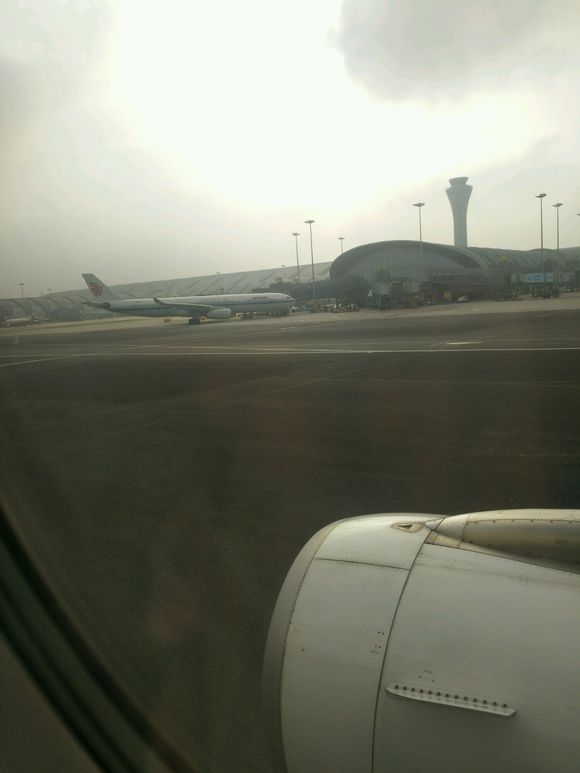 机场贵宾室有必要买吗？贵宾室里面可以免费