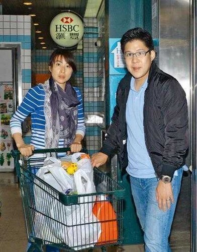 霍启刚因旺夫相看上郭晶晶？郭晶晶在霍家的(郭晶晶嫁霍启刚的原因)