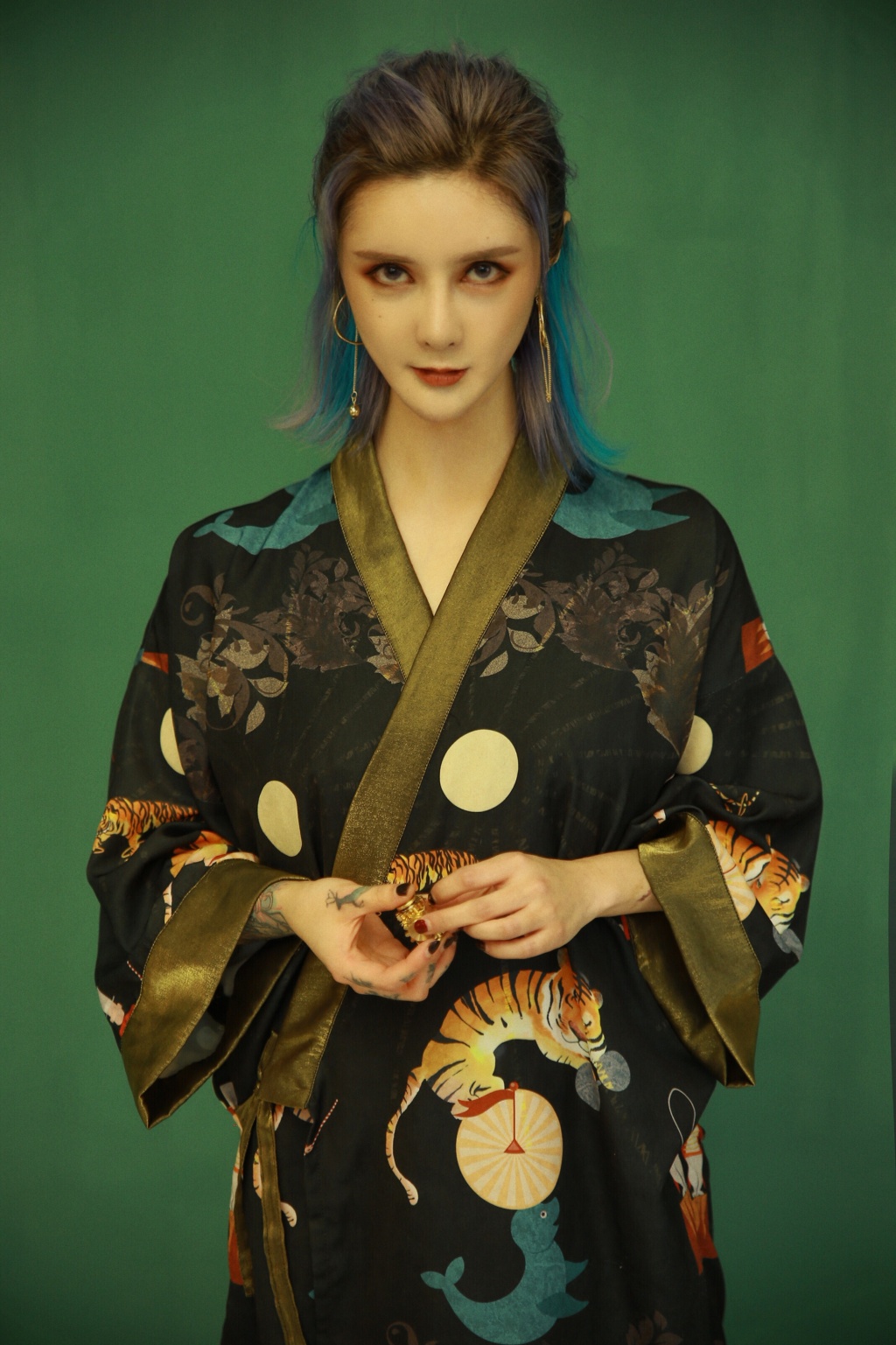 沉珂为什么要自残假死?沉珂是杀马特的鼻祖(沉珂是哪里人) 沉珂为什么要自残假死?沉珂是杀马特的鼻祖(沉珂是哪里人)