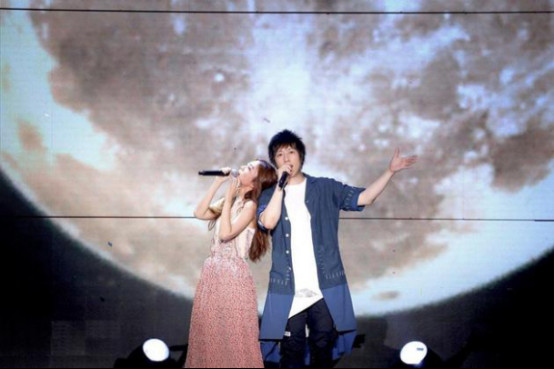 陈绮贞和阿信陈信宏是情侣吗？陈绮贞为什么