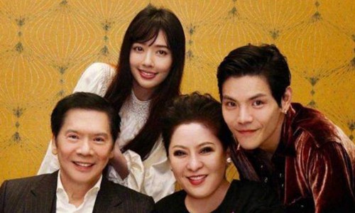 向太官宣郭碧婷怀孕，向佐郭碧婷恋爱过程回(向佐和郭碧婷公开恋情)