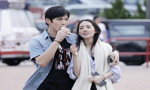 向太官宣郭碧婷怀孕，向佐郭碧婷恋爱过程回(向佐和郭碧婷公开恋情)