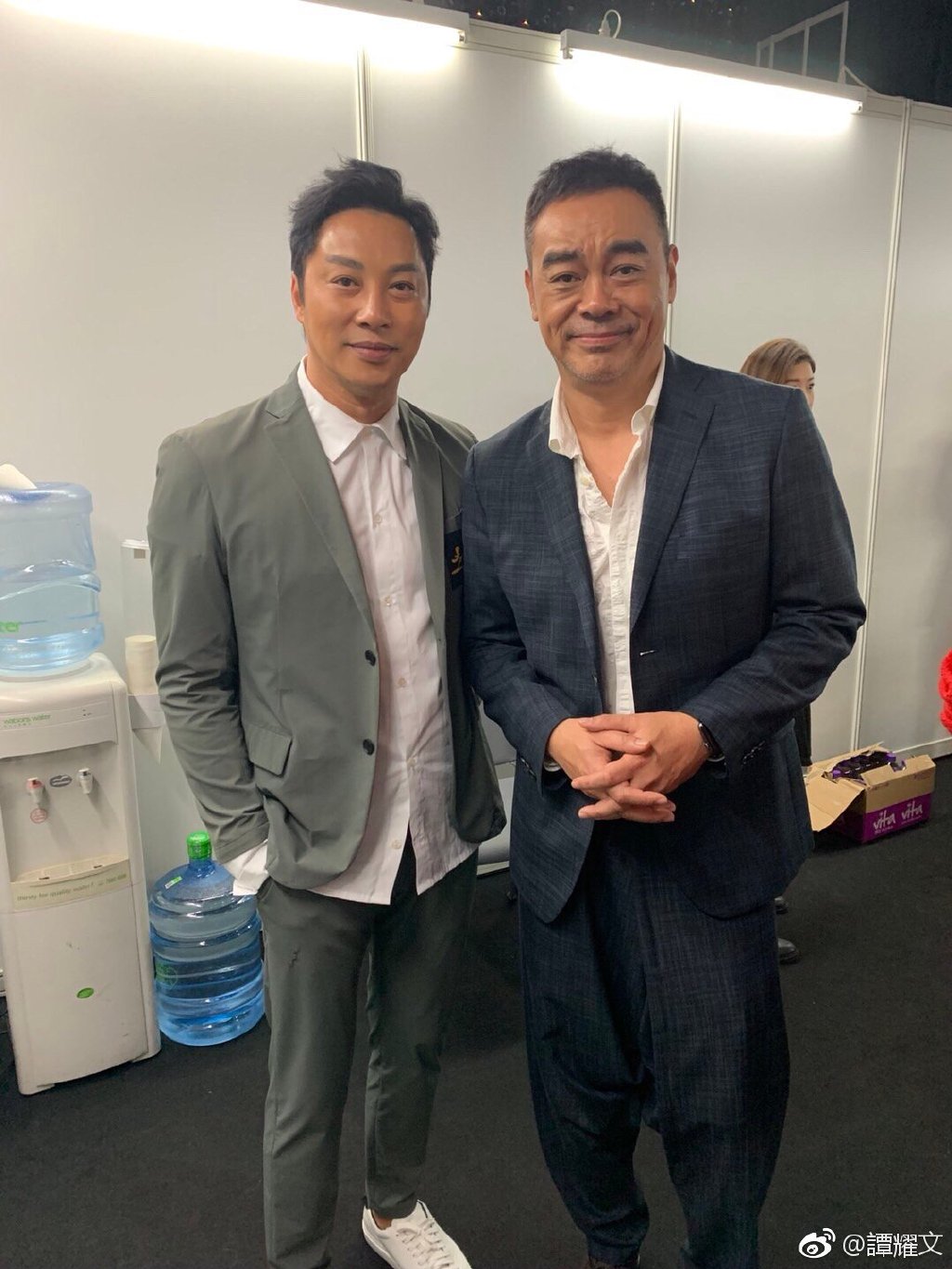 谭耀文年轻时候的照片(谭耀文刚出道时候照片) 谭耀文年轻时候的照片(谭耀文刚出道时候照片)