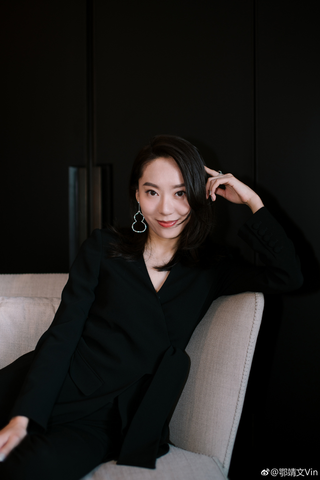 鄂博为什么改名叫鄂靖文(鄂靖文是谁)