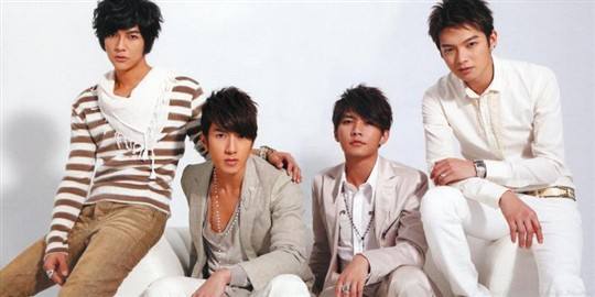 炎亚纶为什么叫炎天王、ylgg(炎亚纶原名叫什么) 炎亚纶为什么叫炎天王、ylgg(炎亚纶原名叫什么)