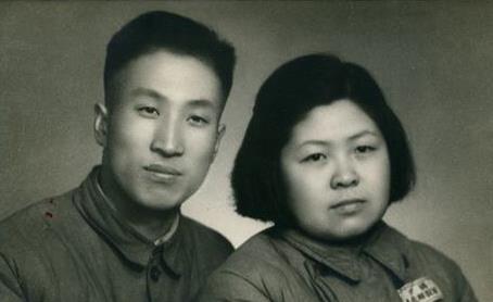 马未都太太贾宏伟照片