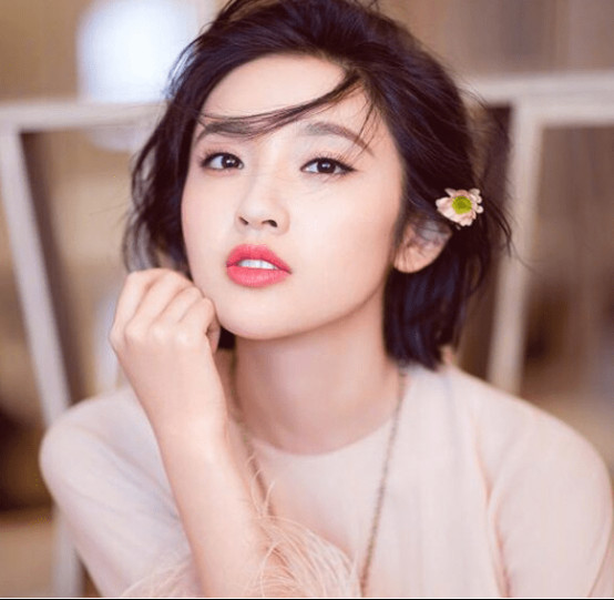 张赫是杨幂公司的吗?张赫和唐艺昕什么关系(张赫是谁旗下的艺人) 张赫是杨幂公司的吗?张赫和唐艺昕什么关系(张赫是谁旗下的艺人)