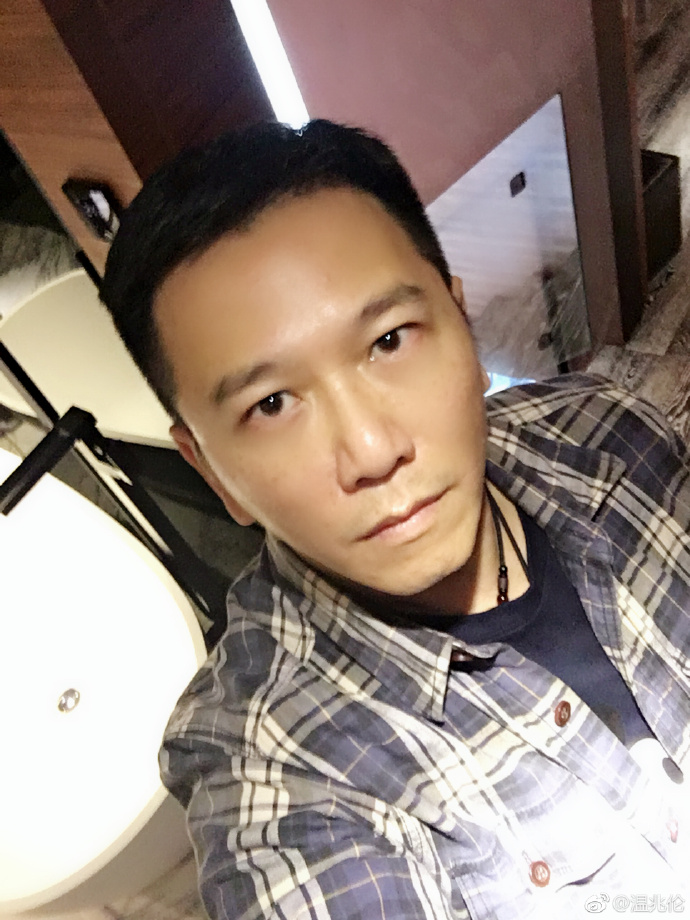 温兆伦为什么模样变了长相变化太大了 温兆伦为什么模样变了长相变化太大了