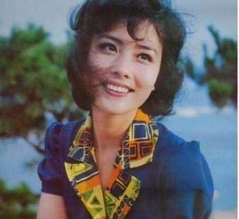 杜志国现任老婆郑卫莉照片(郑卫莉个人简介杜志国)