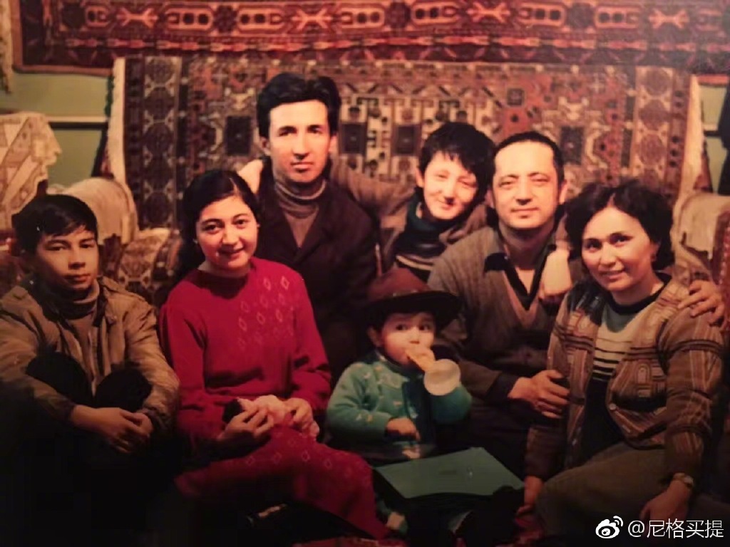 尼格买提是穆斯林吗?尼格买提一年收入有多 尼格买提是穆斯林吗?尼格买提一年收入有多