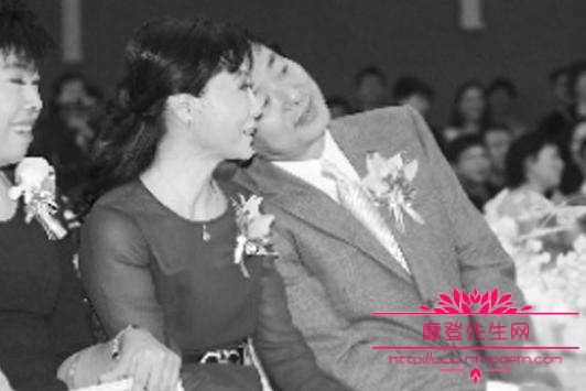 濮存昕老婆宛萍年轻时照片(濮存昕的老婆简历) 濮存昕老婆宛萍年轻时照片(濮存昕的老婆简历)