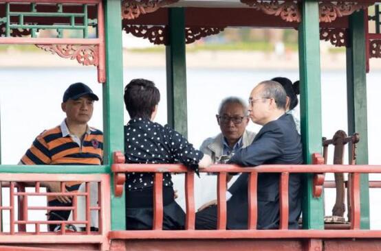 力挺袁立的4位明星大佬都有谁(演员袁立哪里人) 力挺袁立的4位明星大佬都有谁(演员袁立哪里人)