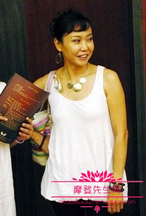 濮存昕老婆宛萍年轻时照片(濮存昕的老婆简历) 濮存昕老婆宛萍年轻时照片(濮存昕的老婆简历)