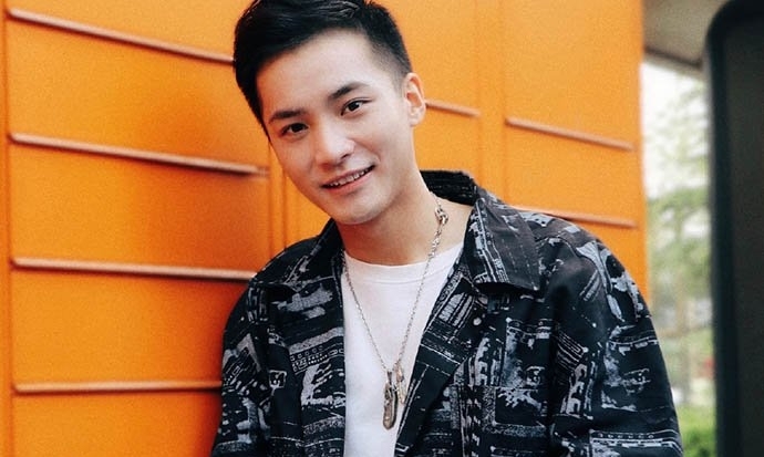 梁霆炜女朋友是谁身份深扒(梁霆炜的图片)